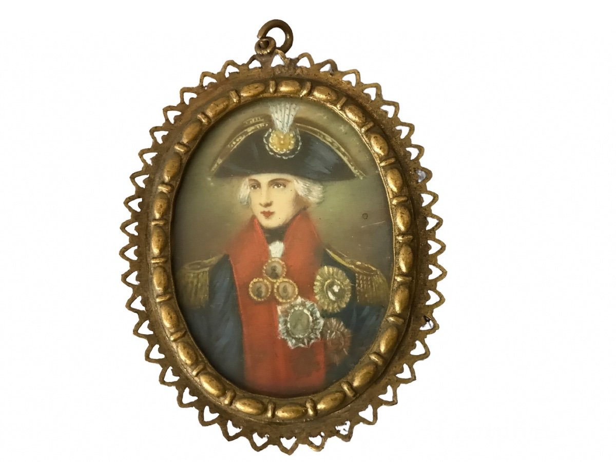 Miniature D’un portrait Ovale De l'Amiral Nelson En Bicorne D’époque fin 18 ème  peint sur ivoire 