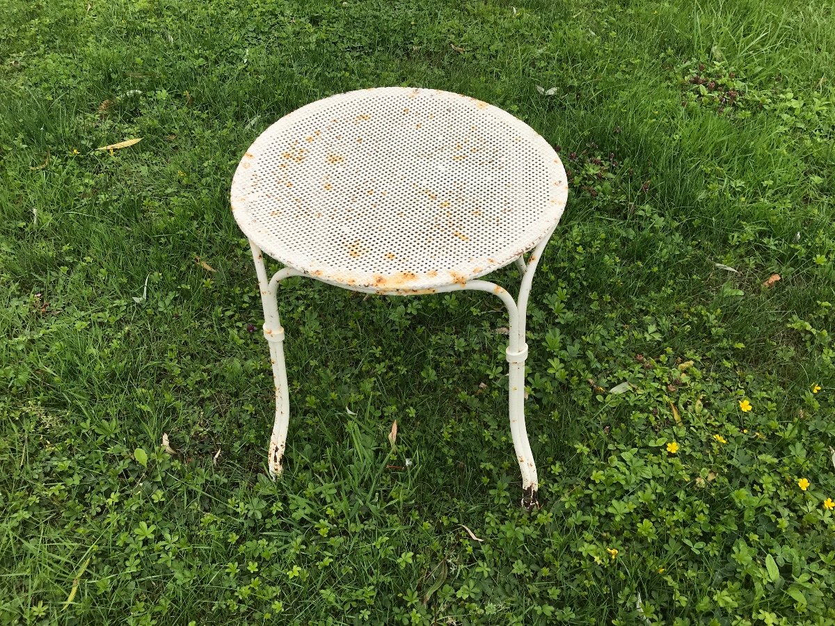 Tabouret De Jardin En Fer Quadrillé Vers debut 20ème -photo-1