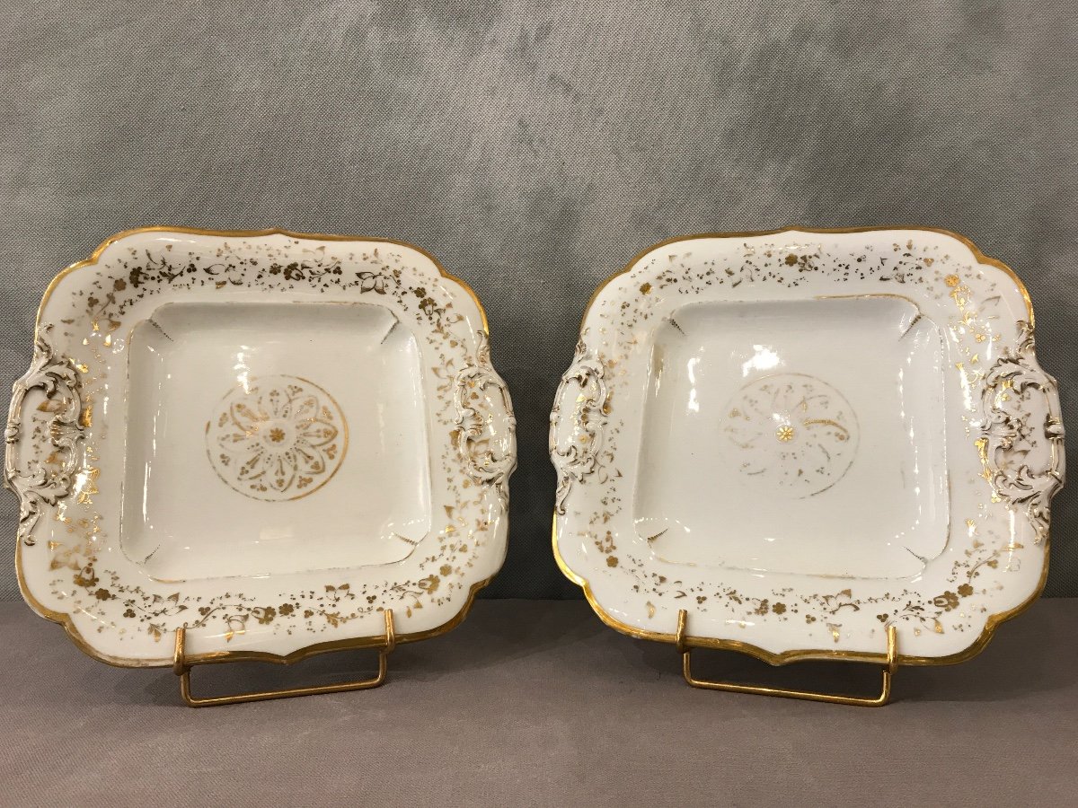 Paire De Plats à Gâteaux En Porcelaine De Vieux. Paris D’époque 19 ème Jacob Petit 