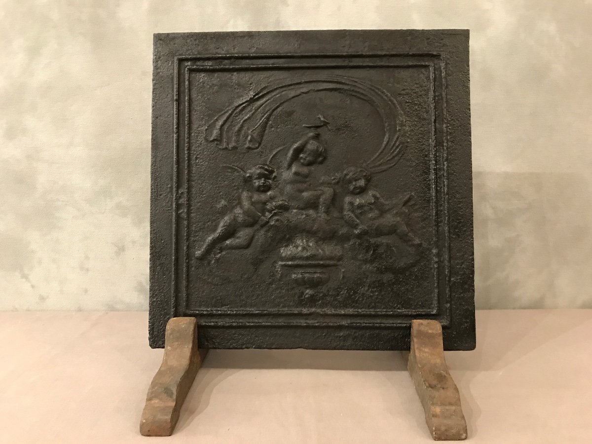 Small Antique Cast Iron Fireplace Plate From The 18th Century Louis XVI 