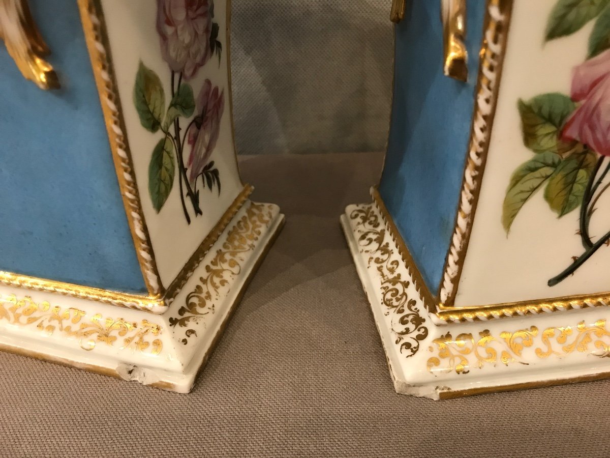 Paire De Vases En Porcelaine De Vieux Paris D’époque 19 ème à Décor Fleuris -photo-3