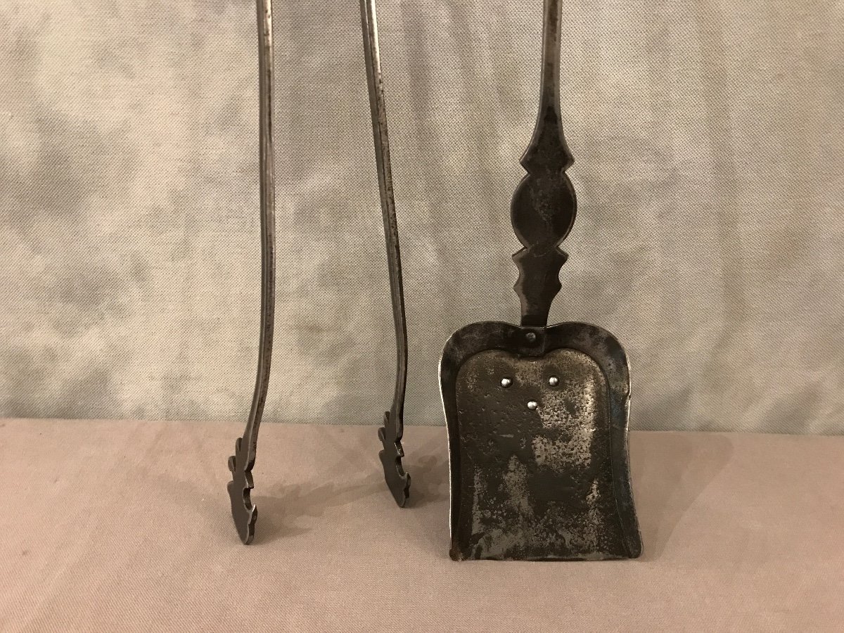 19th Century Twisted Iron Shovel And Tongs Set -photo-4