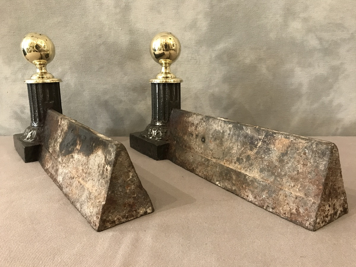 Pair Of Antique Cast Iron And Brass Andirons From The 19th Century -photo-4