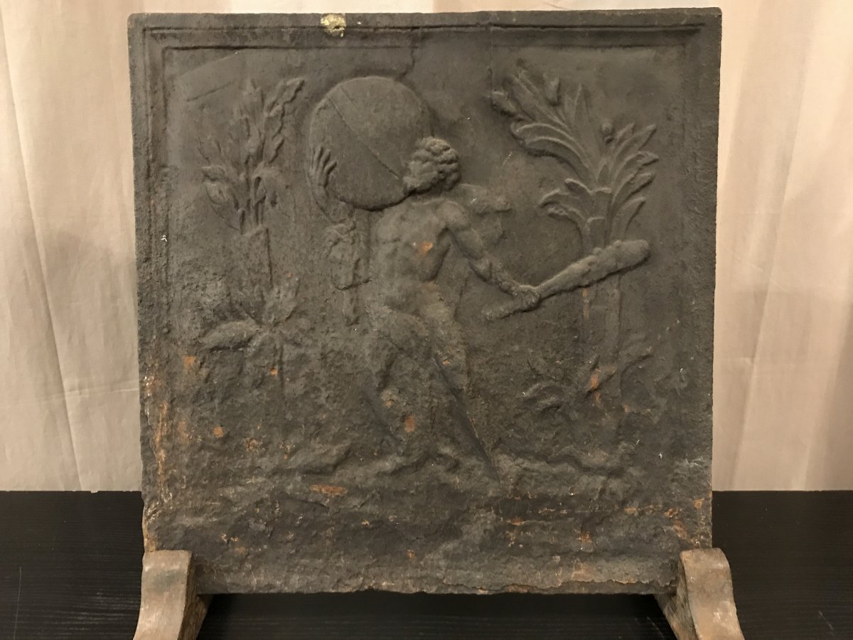 Antique Cast Iron Fireplace Plate From Late 18th Century (atlas)