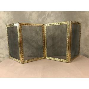 Old Fireplace Fire Screen In Pressed Brass From The 19th Century 