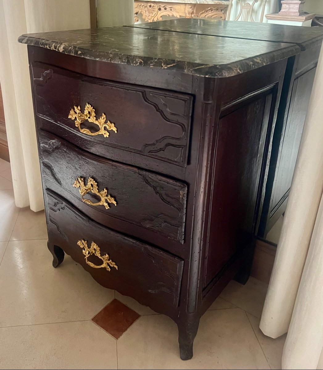 Petite Commode Trois Tiroirs En Noyer Et Chêne 18ème Siècle-photo-3