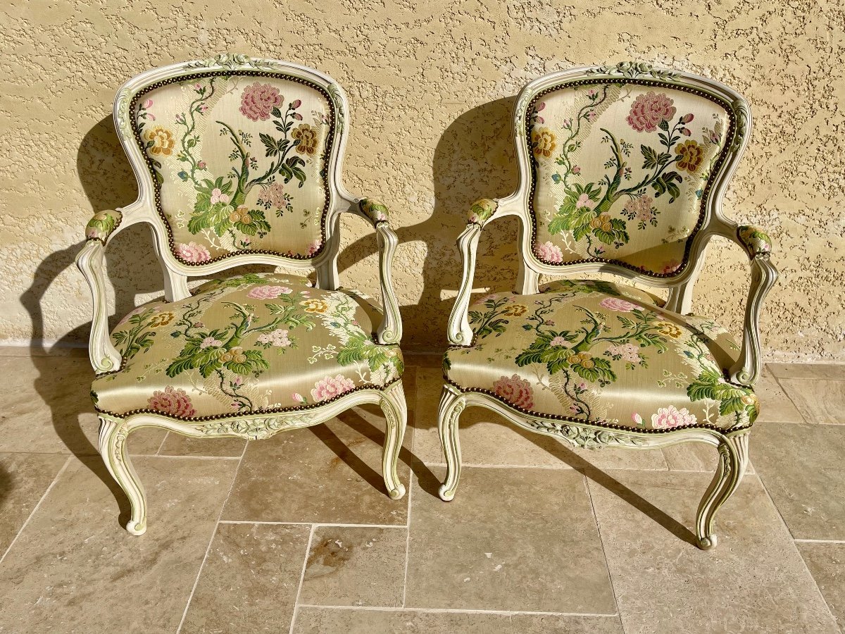 Pair Of Louis XV Armchairs / Pair Of Louis XV Cabriolets