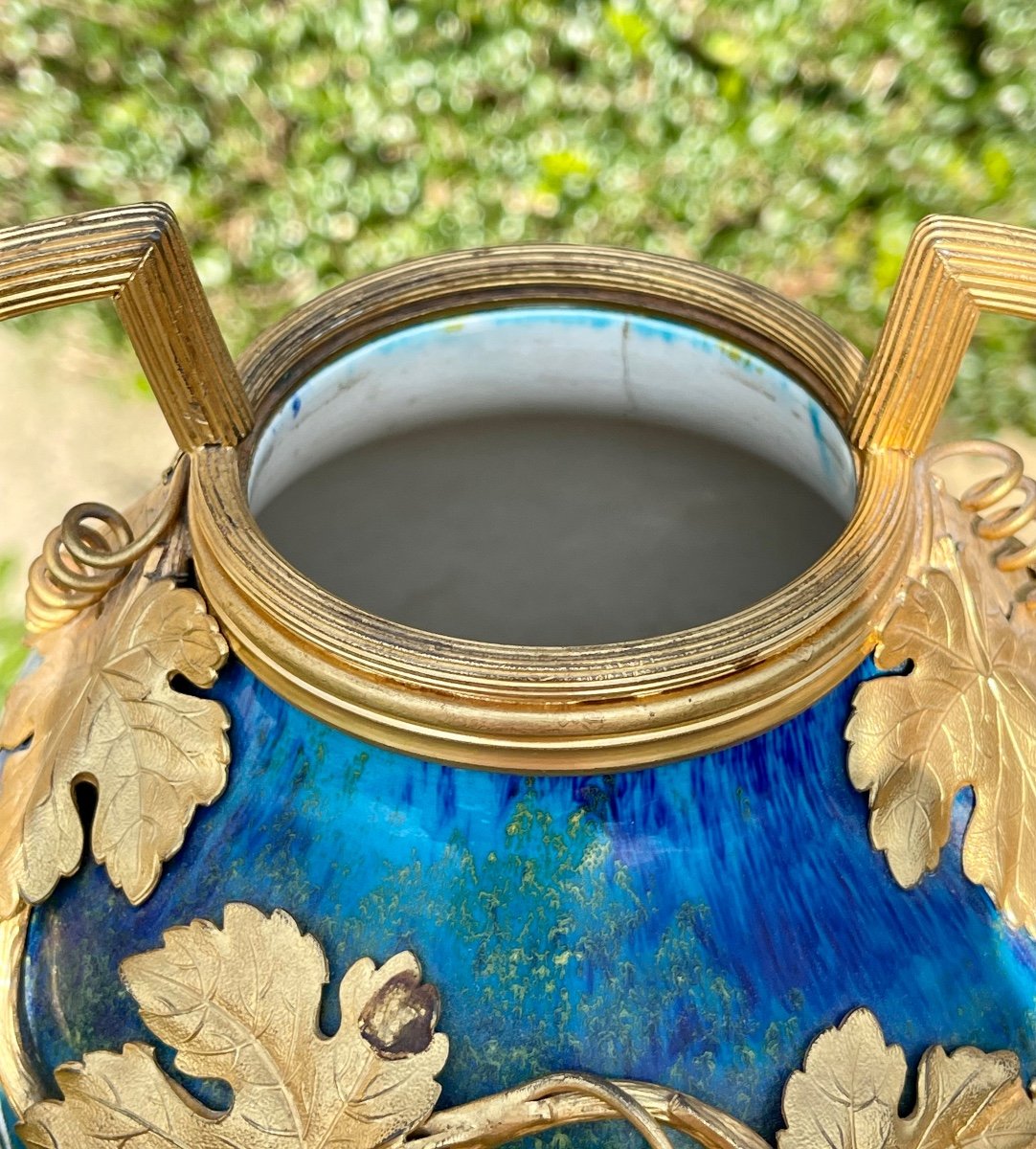 Attri. Paul Milet - Vase en Porcelaine de Sèvres & Bronze-photo-3
