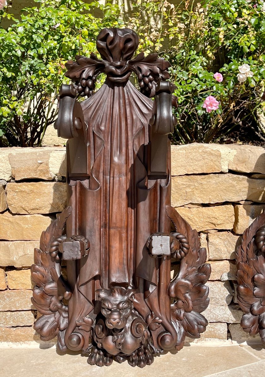 Pair Of Wall Coat Racks In Neo-renaissance Walnut-photo-2