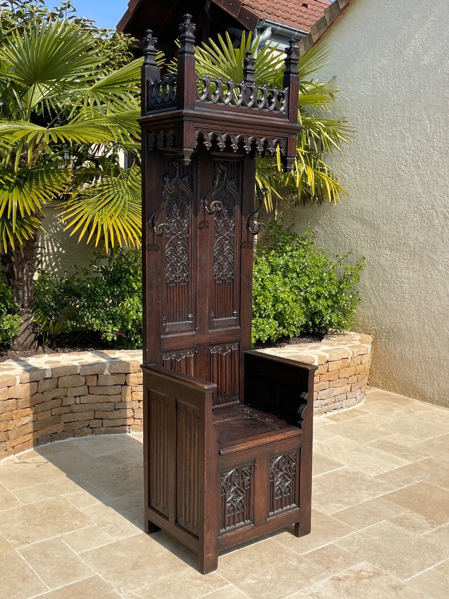 Armchair/throne/cathedral In Gothic Oak