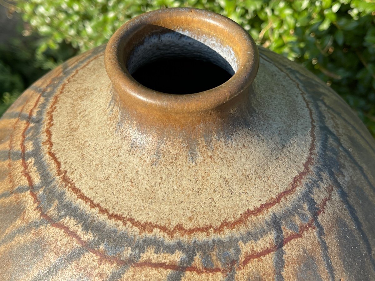 Kamini - Stoneware Ball Vase -photo-2