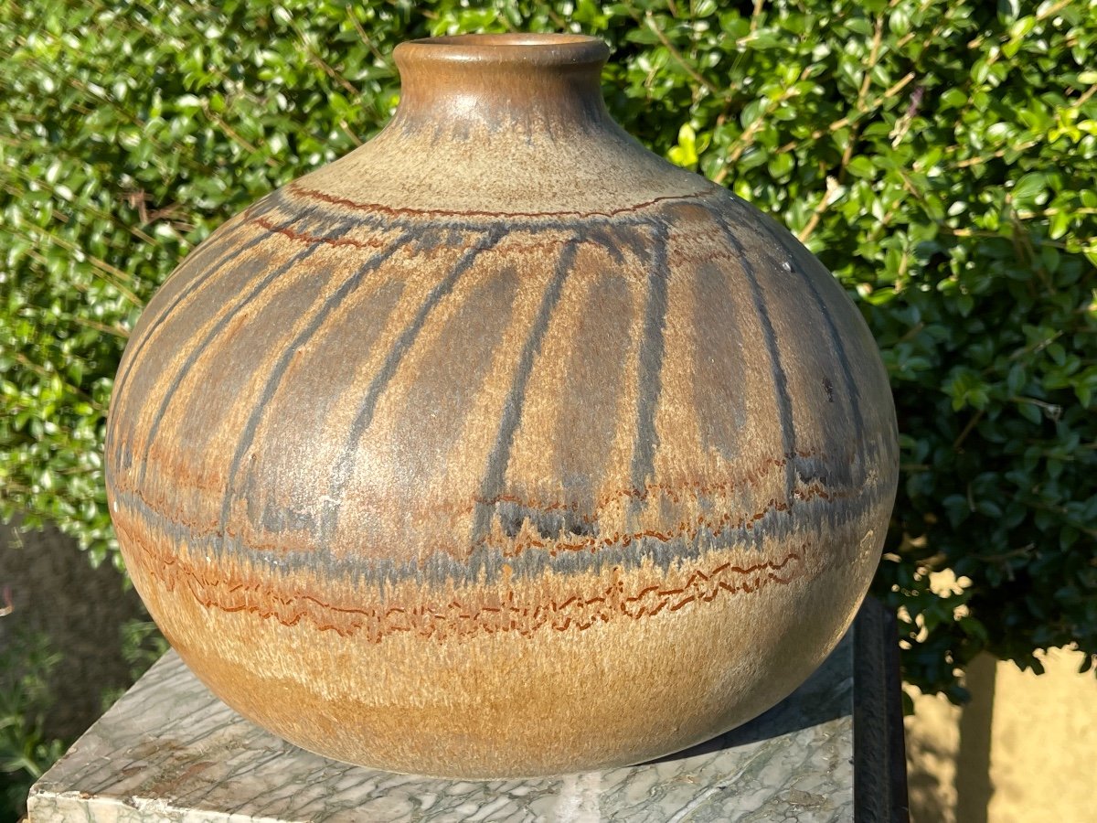 Kamini - Stoneware Ball Vase -photo-3