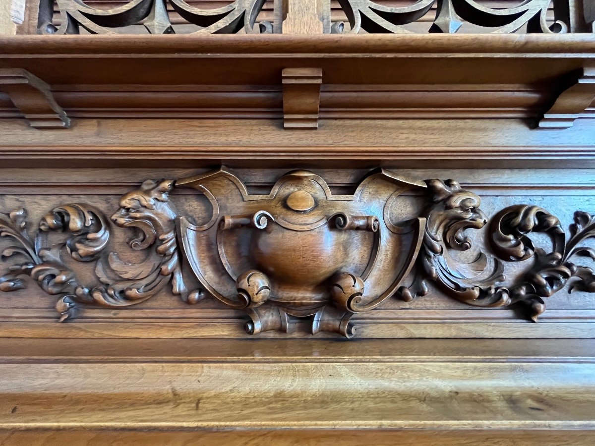 Renaissance Style Walnut Castle Fireplace-photo-3