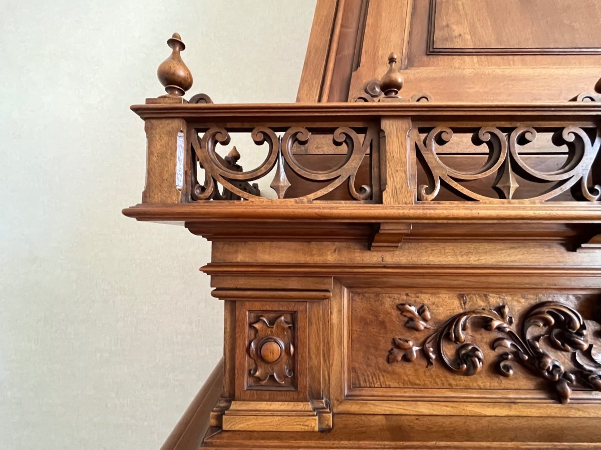 Renaissance Style Walnut Castle Fireplace-photo-5