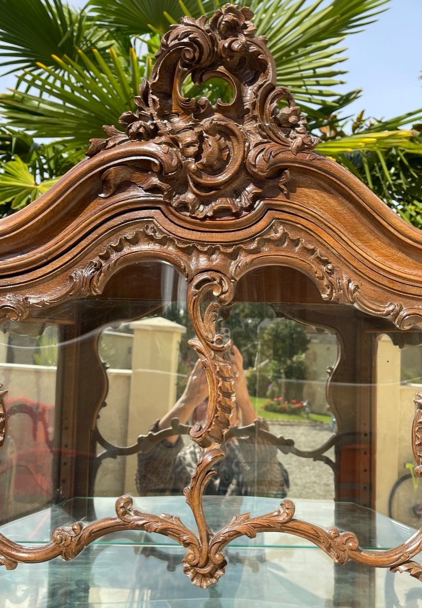 Louis XV Style Walnut Vitrine-photo-4