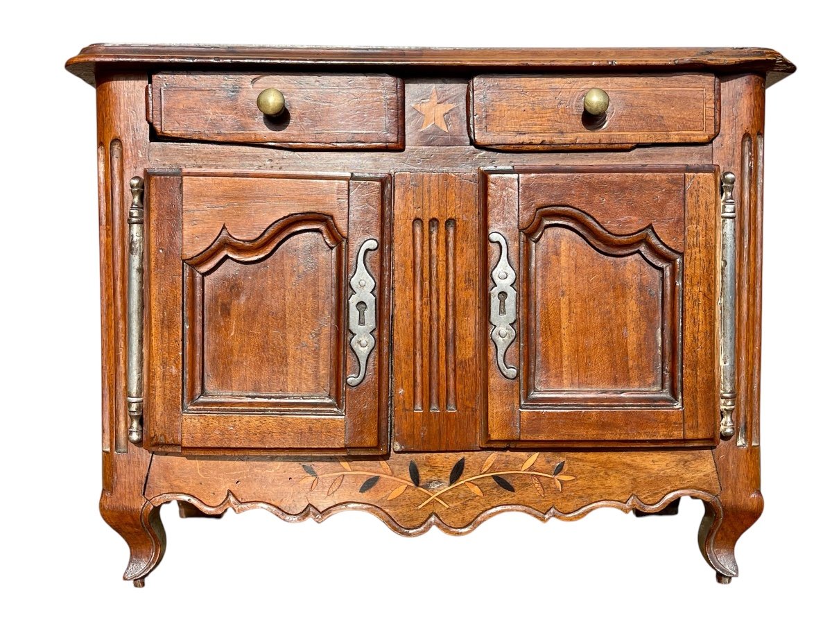 Small Louis XV Walnut Master's Buffet-photo-2