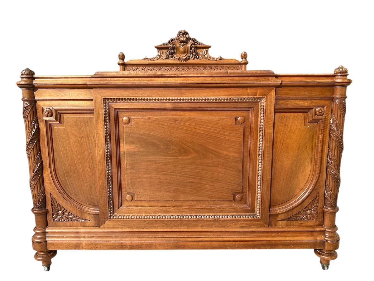 Louis XVI Style Walnut Bed And Bedside Table-photo-1