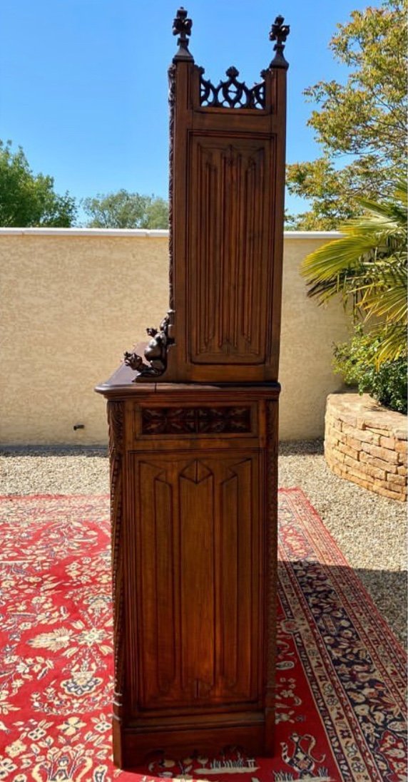 Gothic Style Walnut Sideboard/dressboard-photo-3