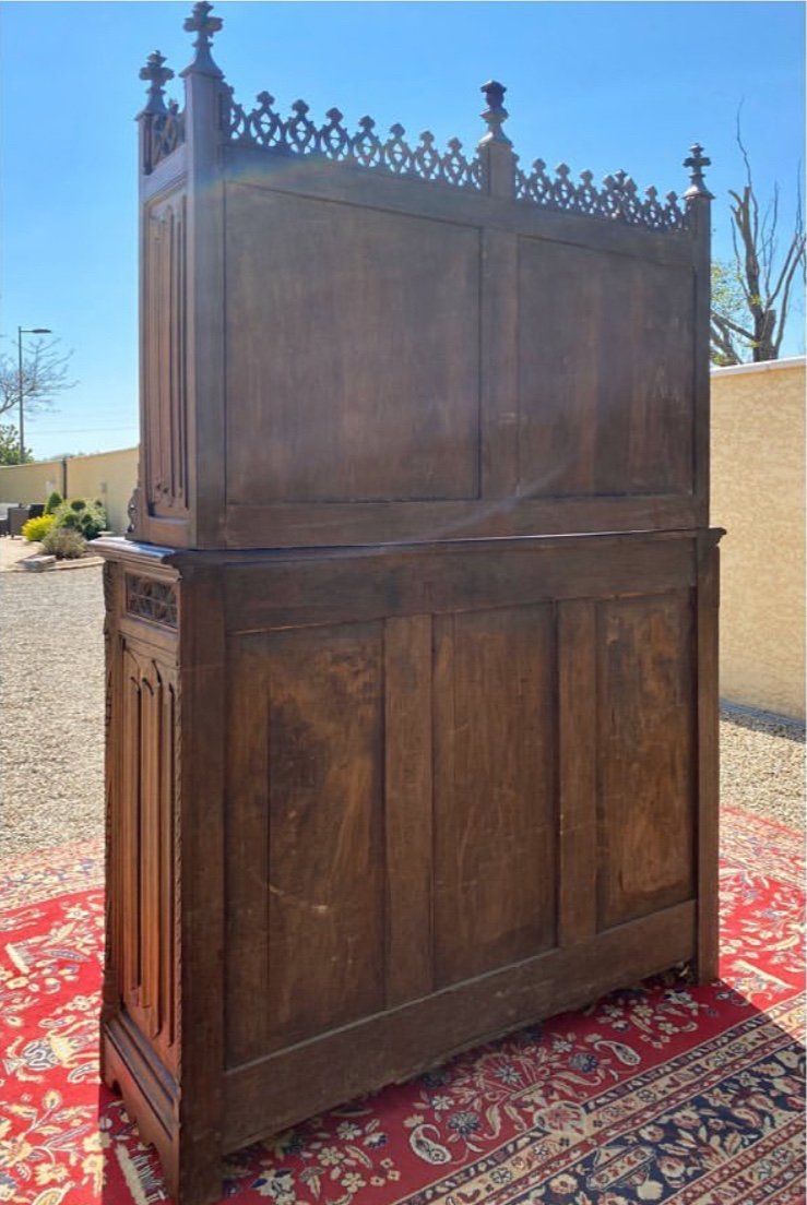 Gothic Style Walnut Sideboard/dressboard-photo-6