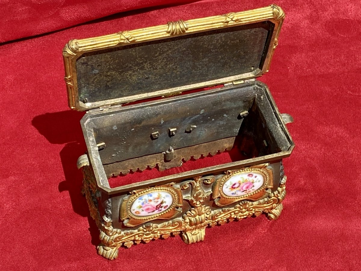 Jewelry Box In Bronze And Porcelain-photo-5