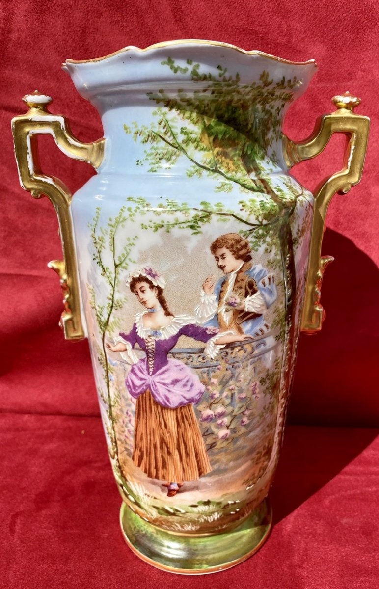 A Pair Of Porcelain Vases-photo-4