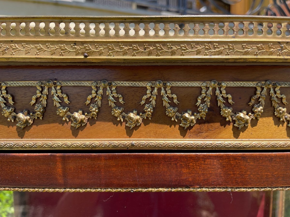 Louis XV Style Mahogany & Bronze Showcase-photo-4