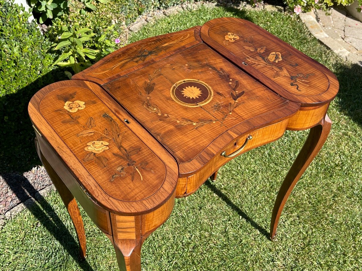 18th Century - Louis XV Period Marquetry Dressing Table-photo-4