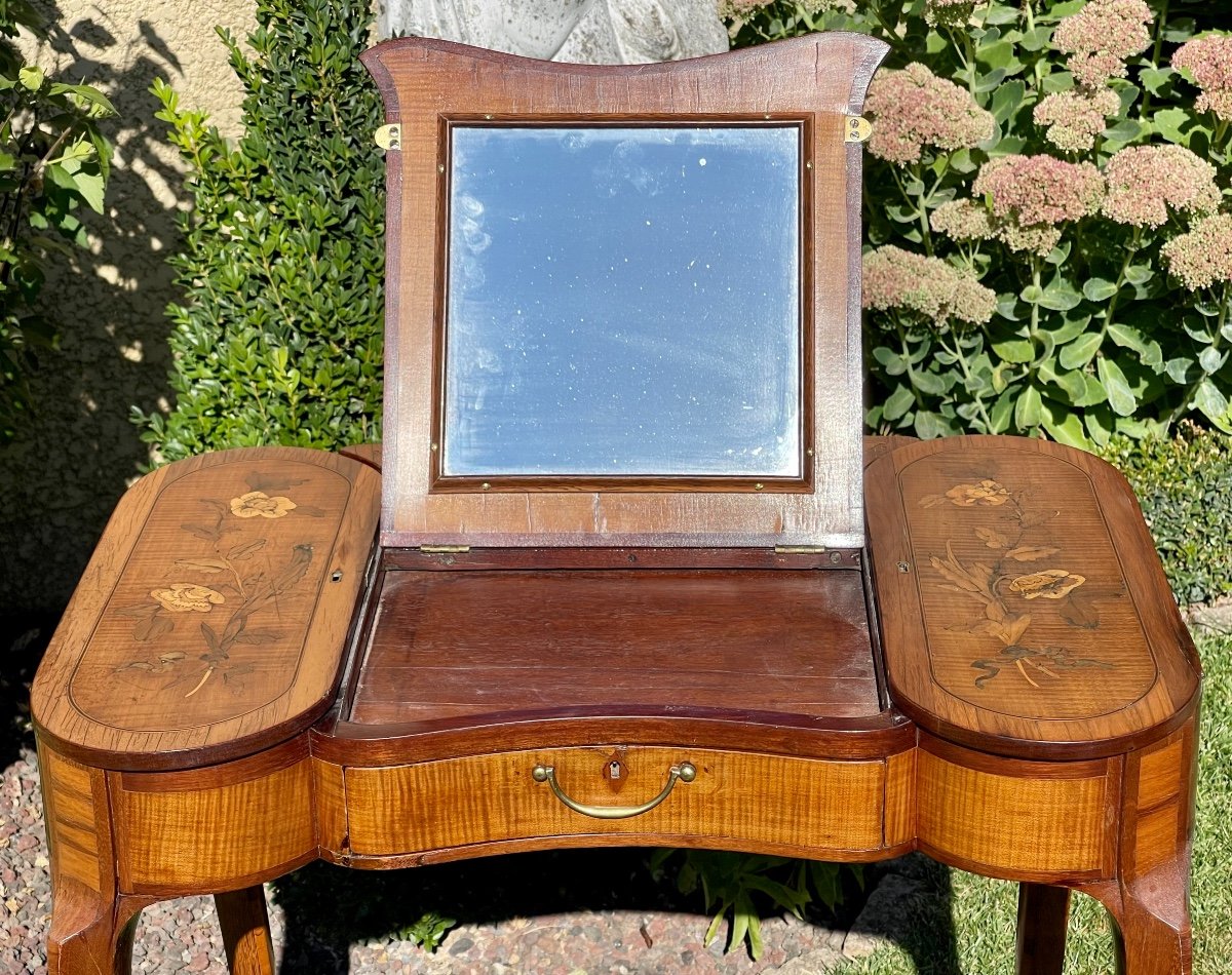 18th Century - Louis XV Period Marquetry Dressing Table-photo-1