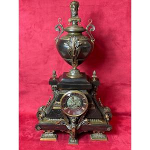 Barrard & Vignon - Black Marble Clock Greco-roman Inspiration