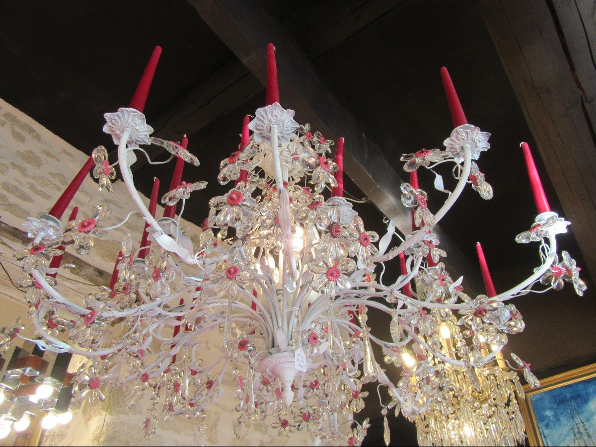 Large 24-arm Chandelier With White Painted Base And Multitude Of Flower-shaped Tassels -photo-2