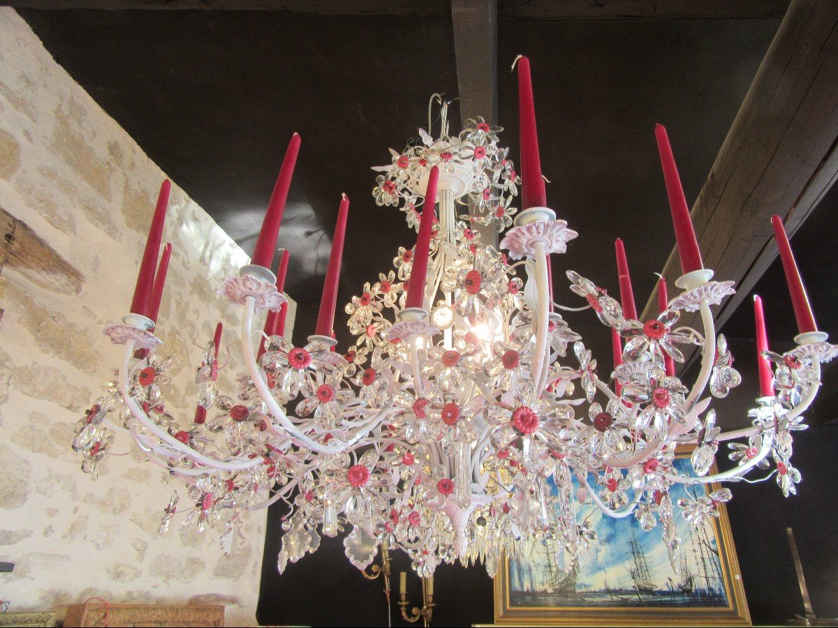 Large 24-arm Chandelier With White Painted Base And Multitude Of Flower-shaped Tassels -photo-4