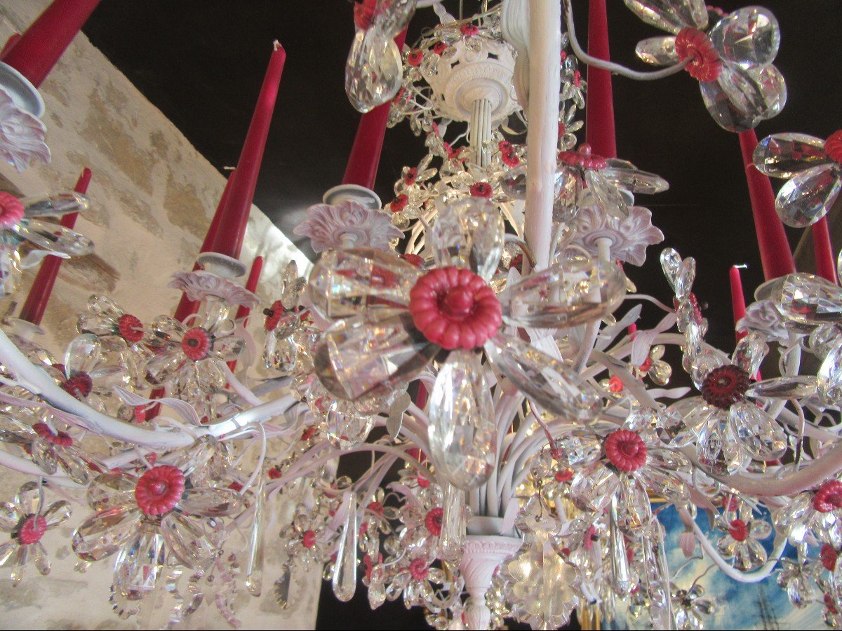 Large 24-arm Chandelier With White Painted Base And Multitude Of Flower-shaped Tassels -photo-3