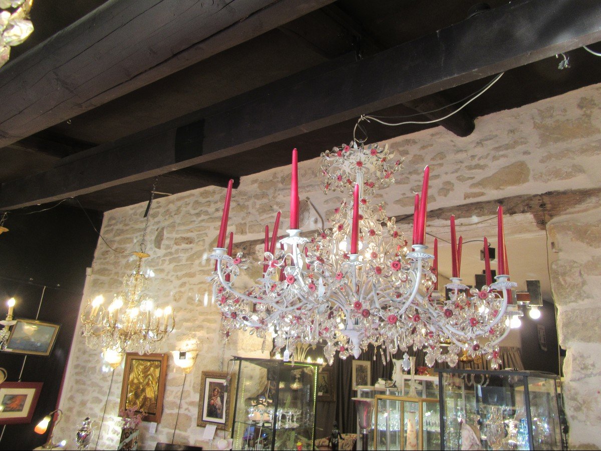 Large 24-arm Chandelier With White Painted Base And Multitude Of Flower-shaped Tassels -photo-7