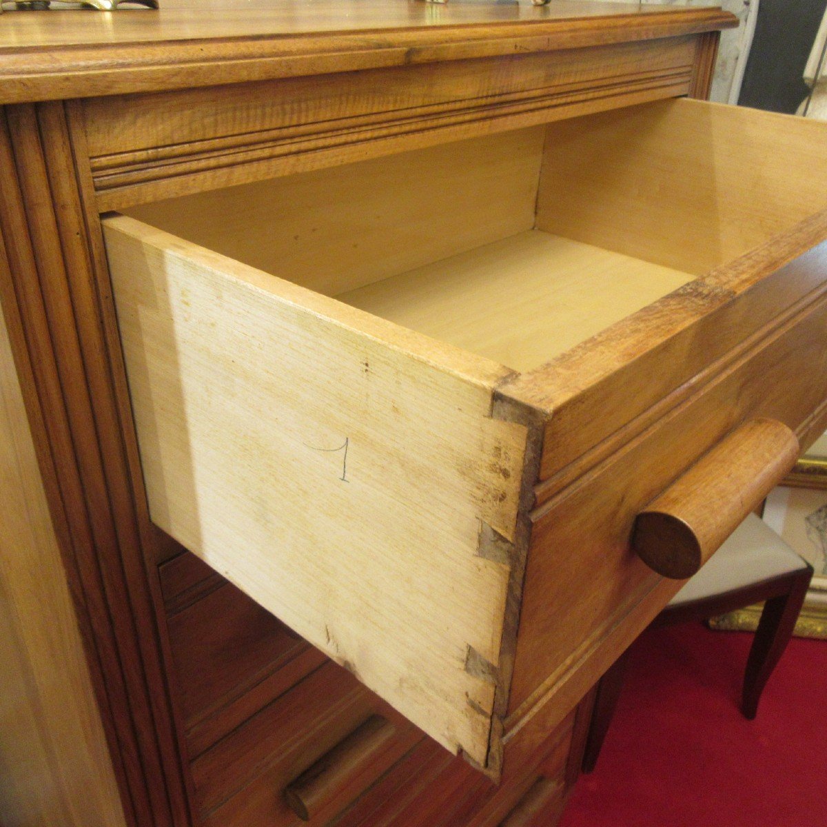 Art Deco Chest Of Drawers Or Chiffonnier In Blond Walnut-photo-4