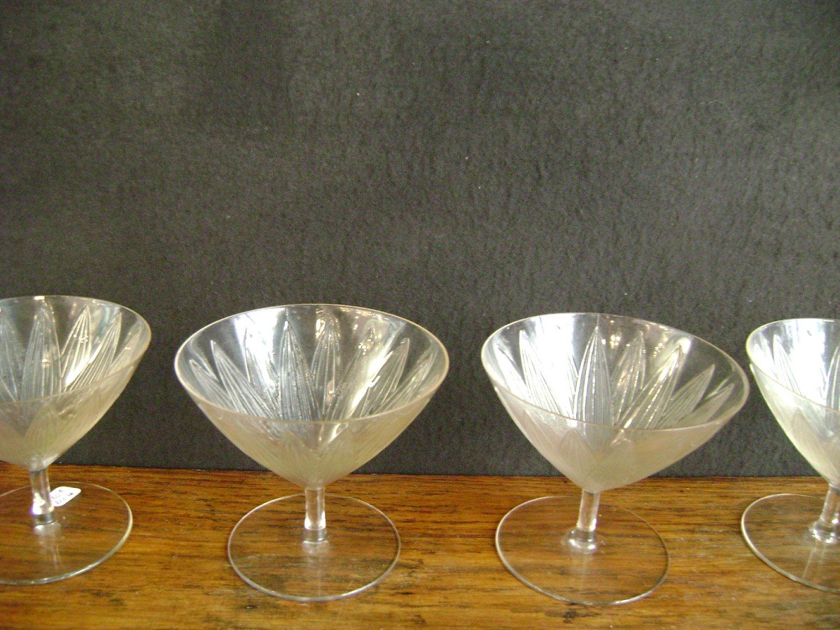 4 coupes à champagne René Lalique modèle Lotus modèle créé en 1924-photo-2