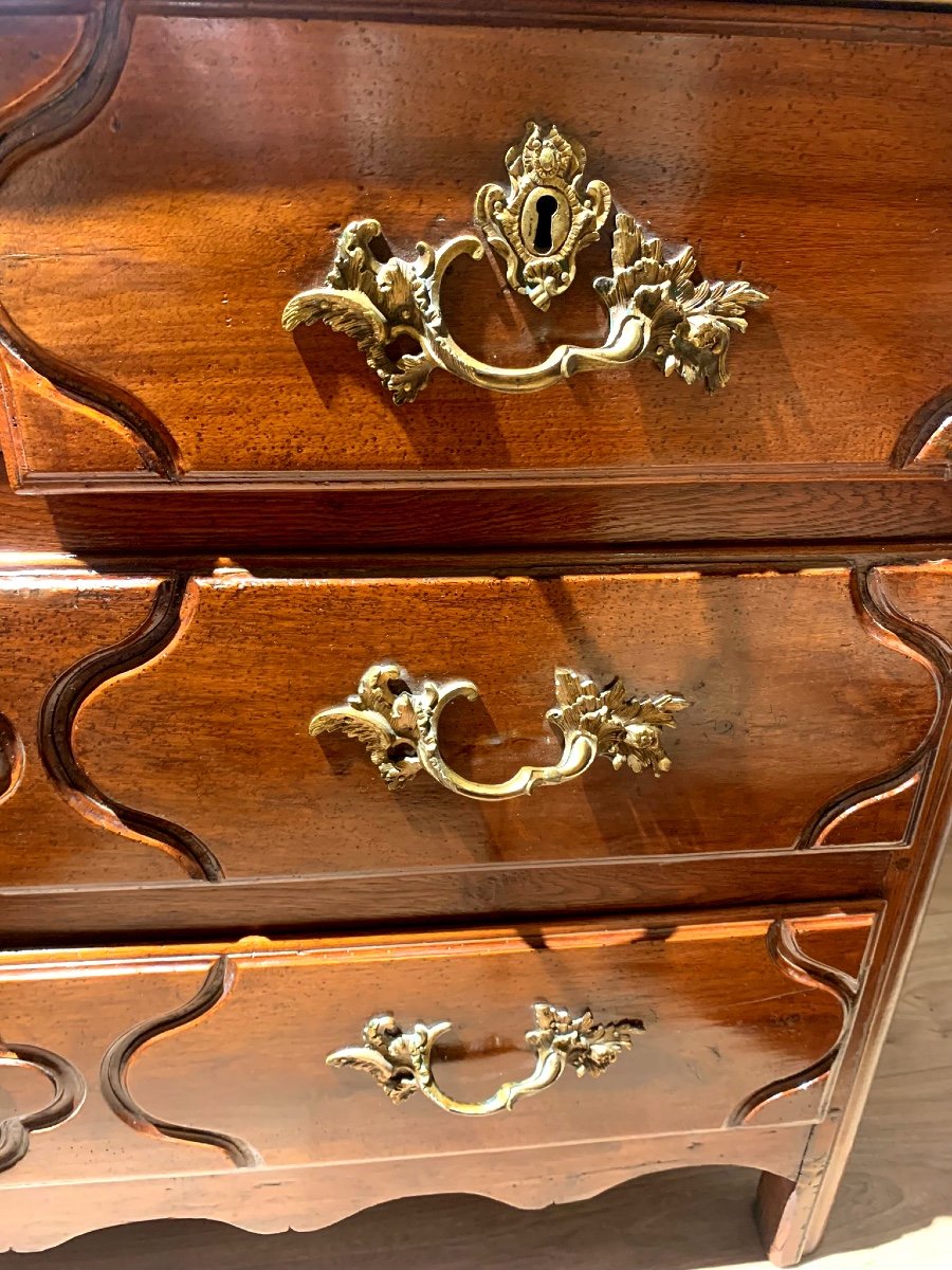 Very Beautiful Commode In Molded Walnut With 5 Drawers. 18th Century-photo-1