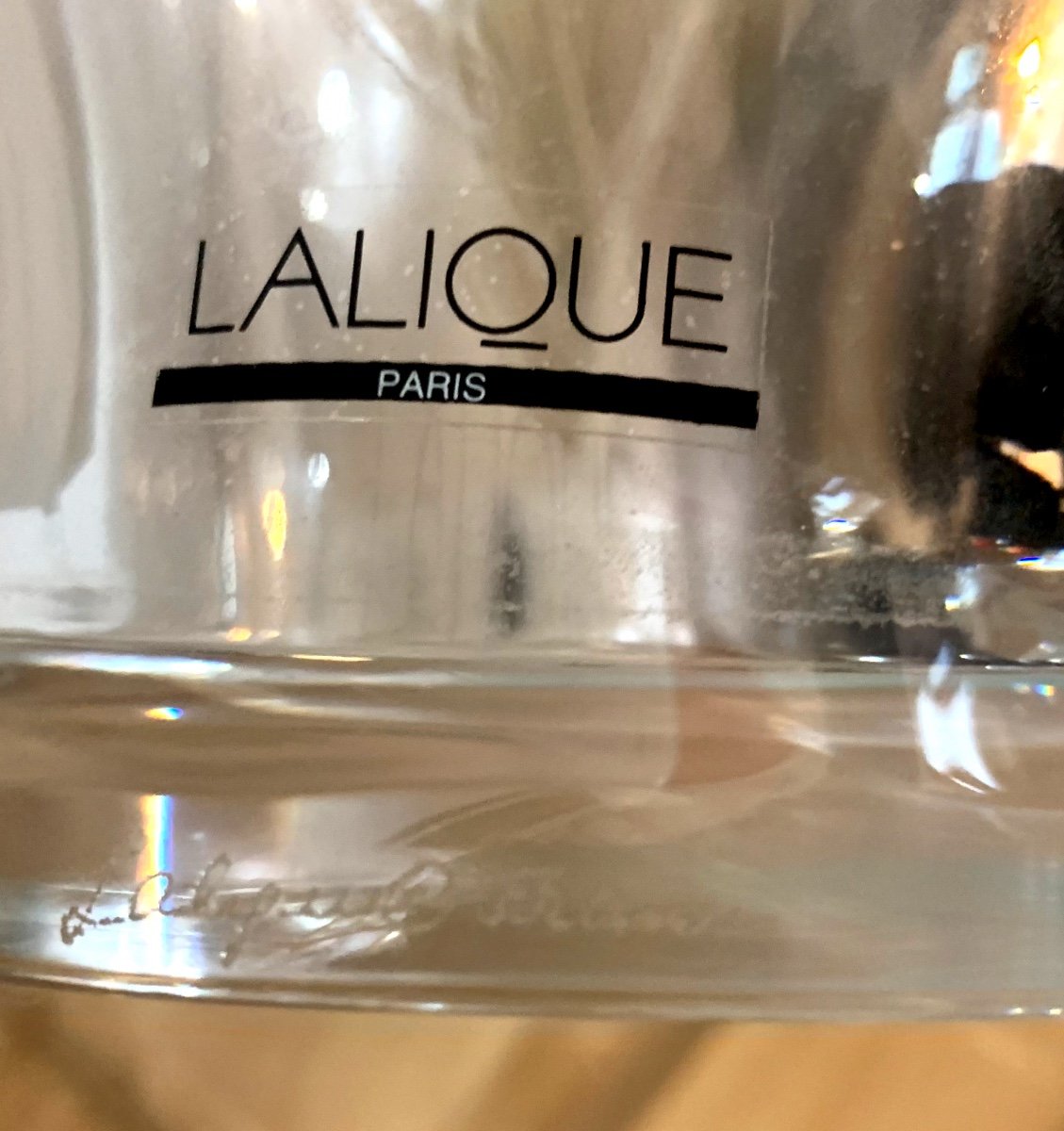 Lalique . Vase Tanega En Cristal Créé Par Marie-claude Lalique En 1985-photo-1