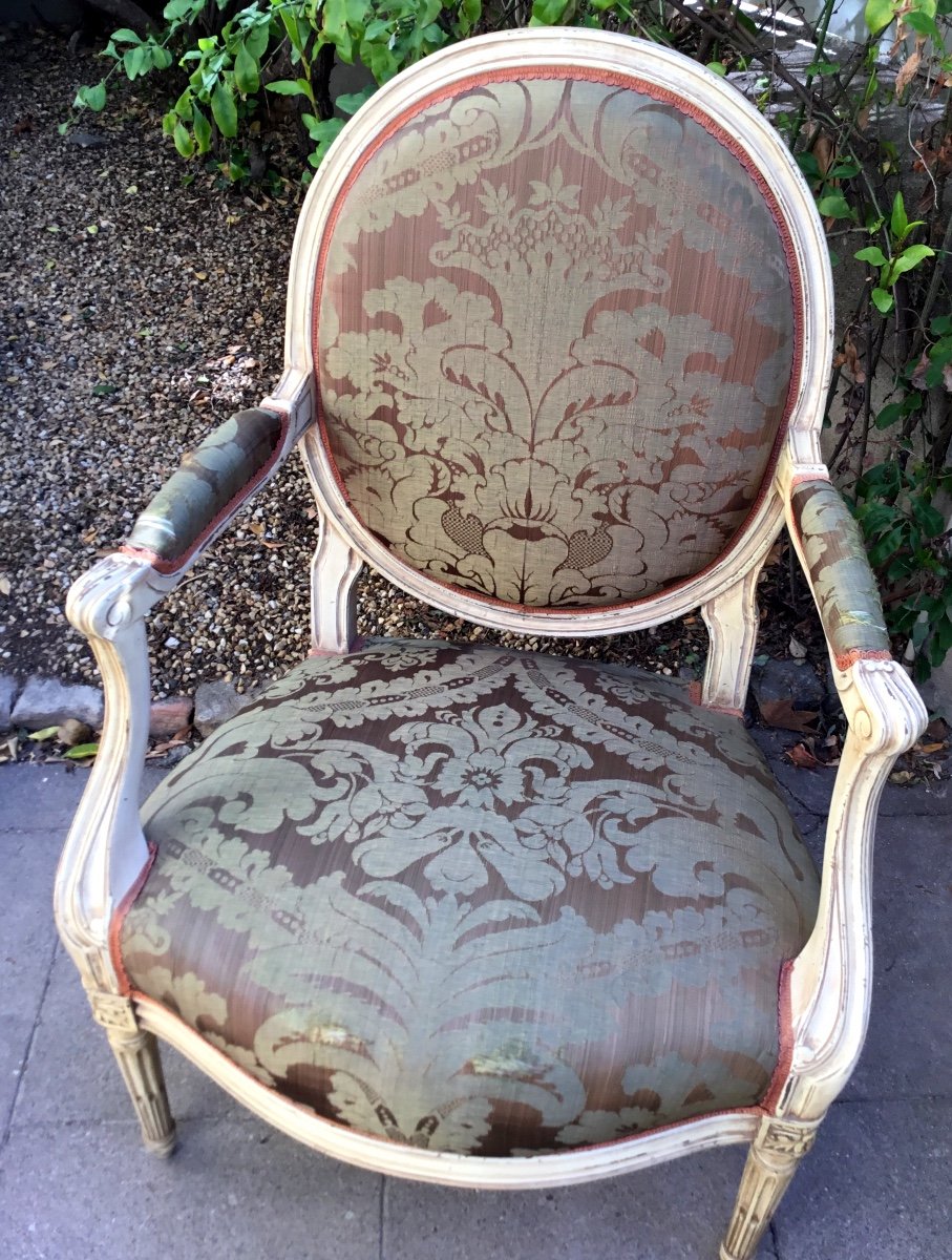 Fauteuil Médaillon De Style Louis XVI En Bois Laqué Creme-photo-2