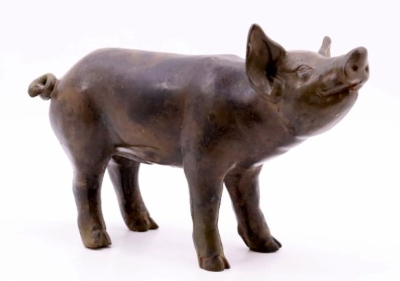 Pierre Chenet. Cochon En Bronze.cachet à La Couronne 