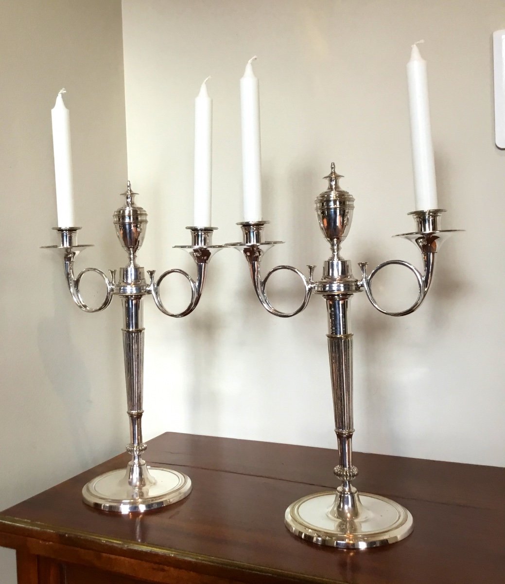 Pair Of Silver Metal Candelabras With Hunting Horn Decor -photo-2