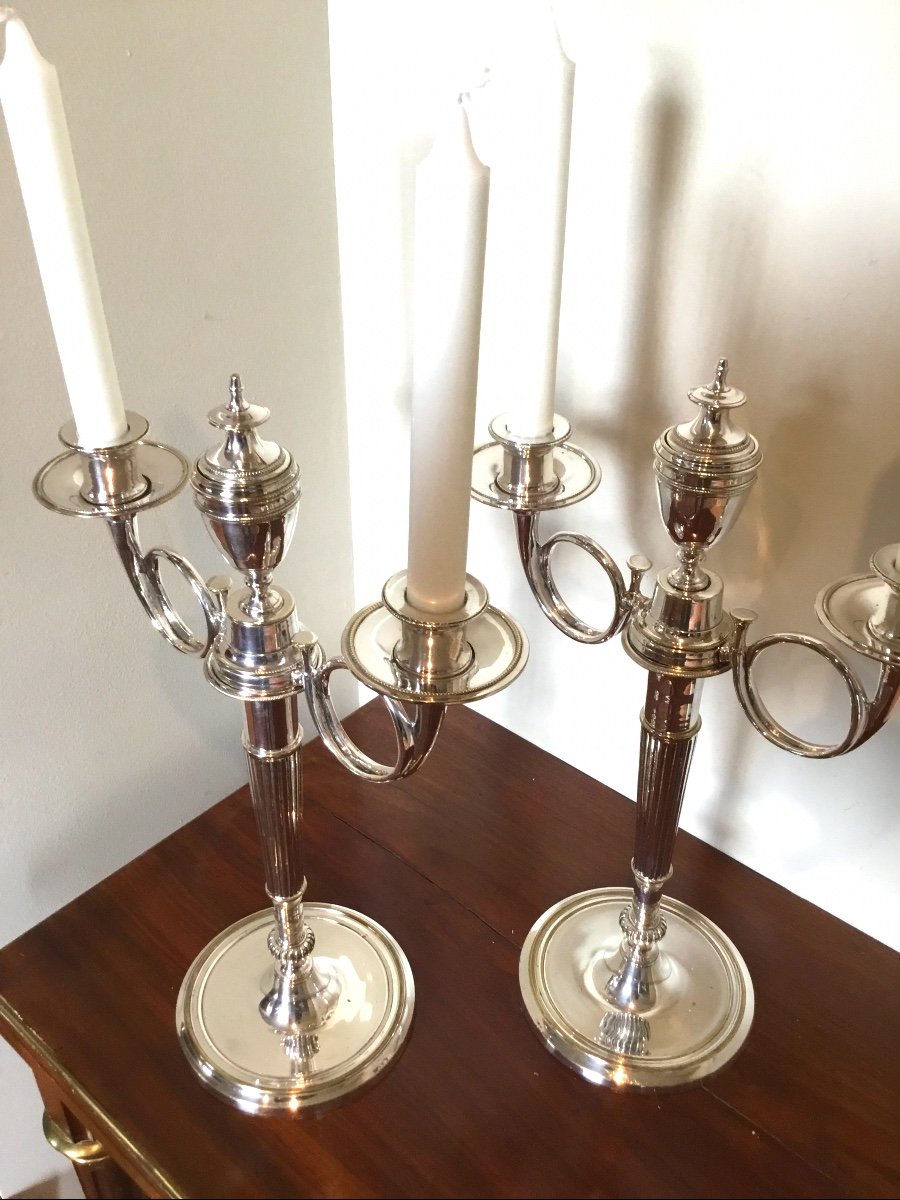 Pair Of Silver Metal Candelabras With Hunting Horn Decor -photo-1