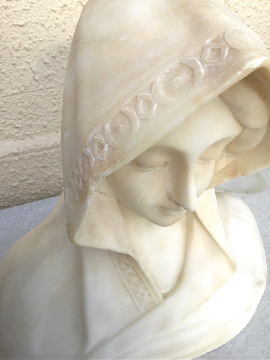 Virgin In Alabaster Bust -photo-3