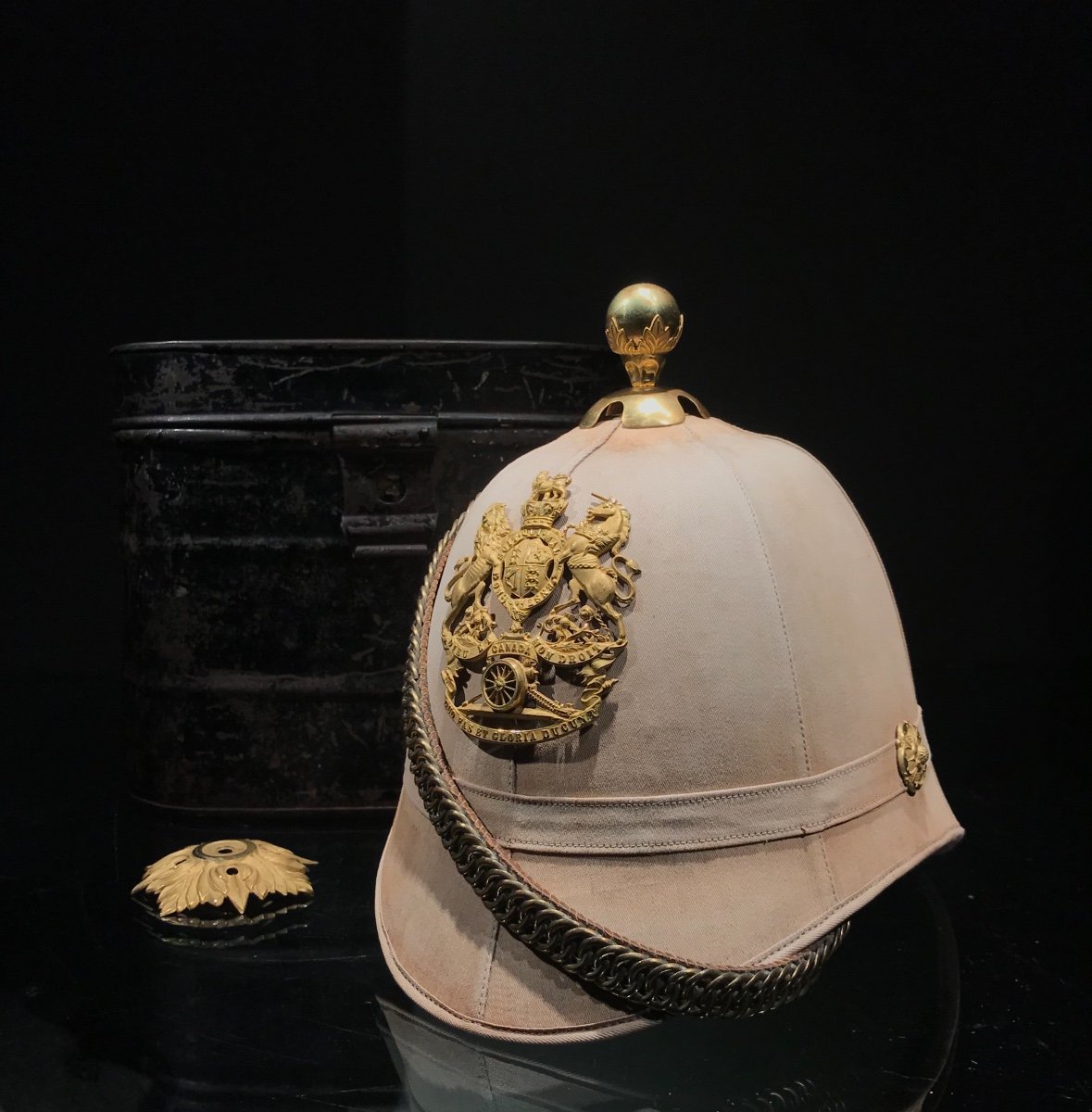 Casque De La Royal Canadian Artillery, Fin 19ième.