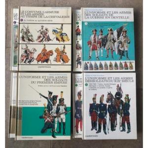 Ouvrages De Liliane  Funcken  Sur Les Uniformes Et Les Armes  13 Volumes
