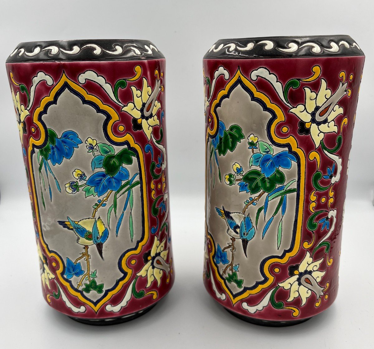 Paire De Vases Rouleaux 