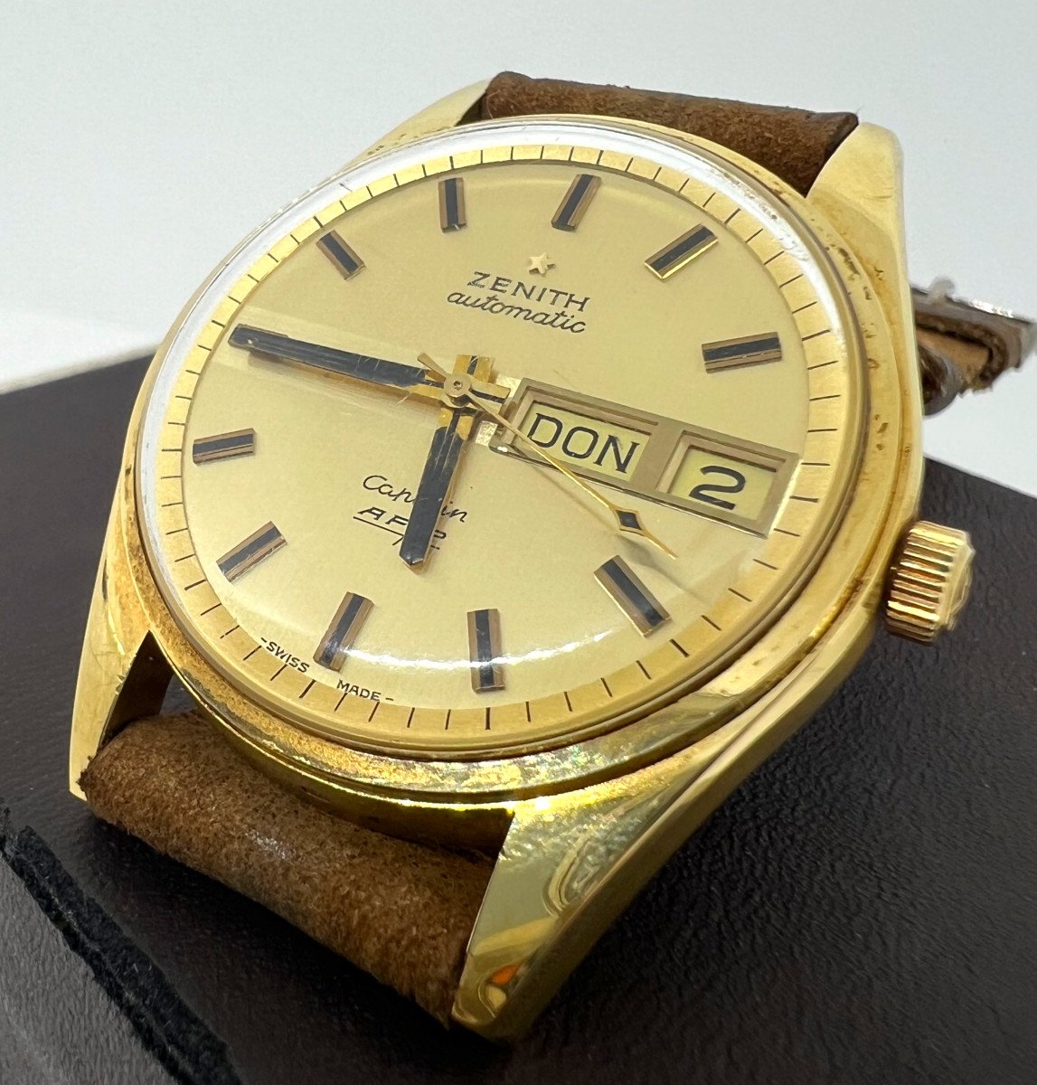 Zenith Captain Af/p Yellow Gold 18 Kt-photo-2