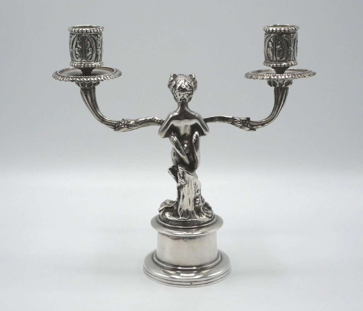 Candlestick In Sterling Silver With Fauna Decor-photo-4