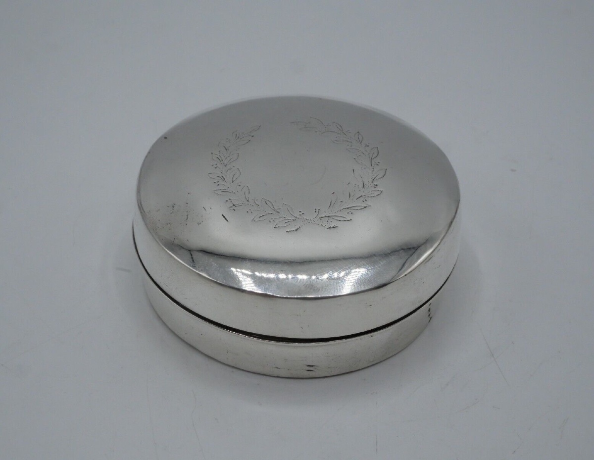 Boite Ronde En Argent Massif 19ème