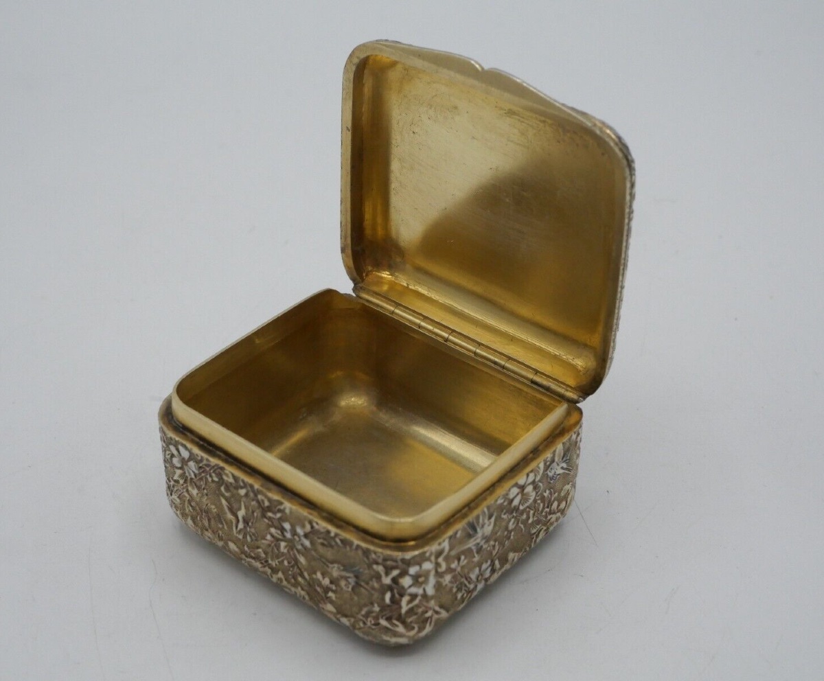 Square Silver And Vermeil Box With Art Nouveau Decor-photo-3