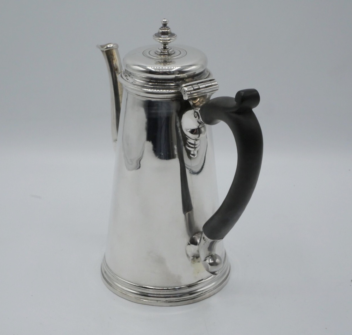 18th Century Sterling Silver Coffee Pot, England-photo-4